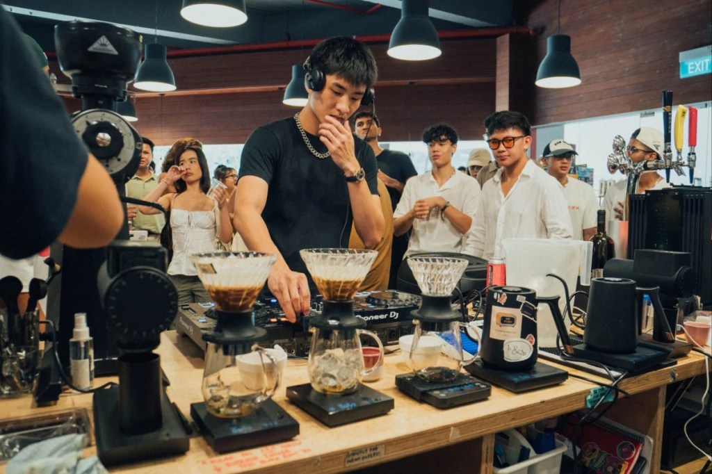 Coffee rave, la festa diurna conquista&nbsp;l’Asia