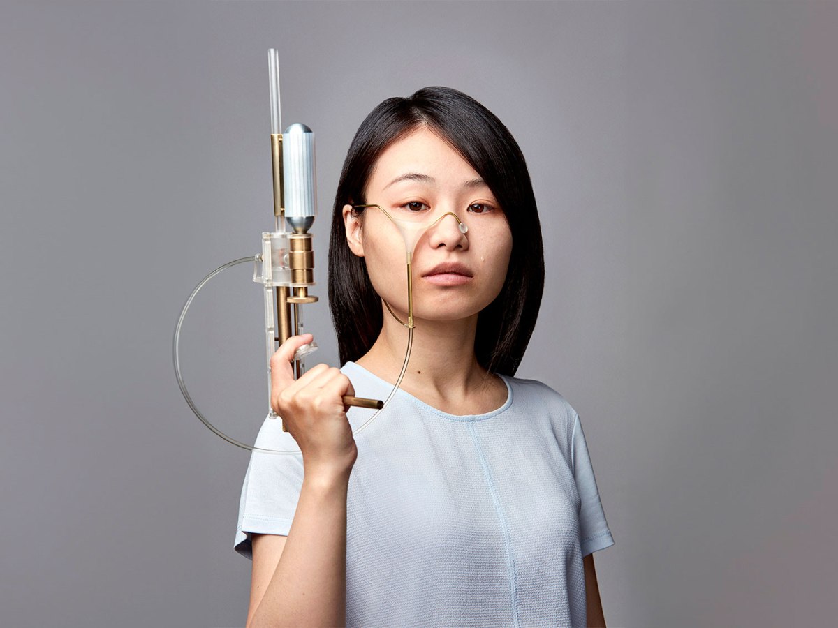 L’artista taiwanese e la pistola di&nbsp;lacrime