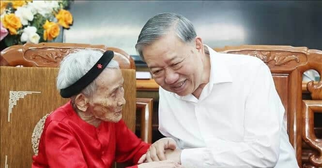 Singapore, a 97 anni vince il diritto di risposarsi