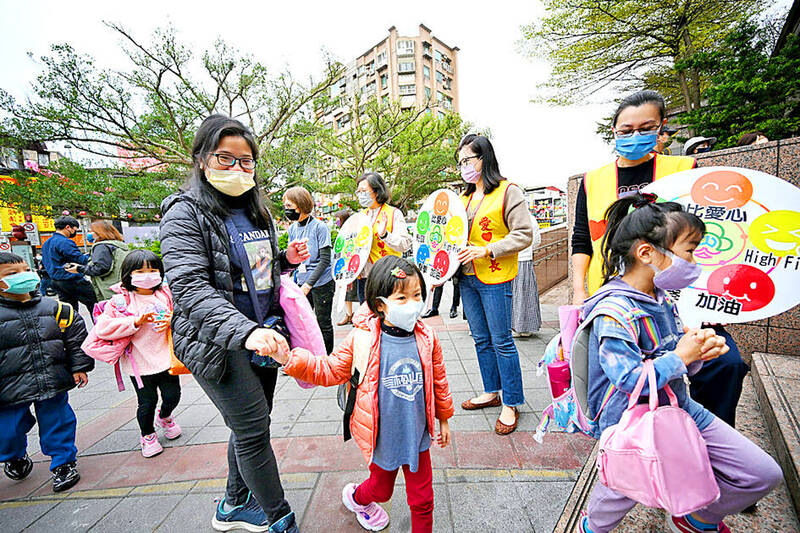 Taipei sperimenta la giornata più corta per chi ha figli sotto i 12 anni